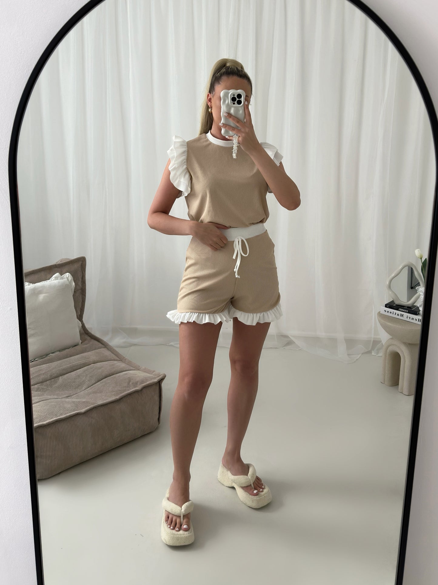 Ribbed Frill Sleeved Contrast Shorts Set