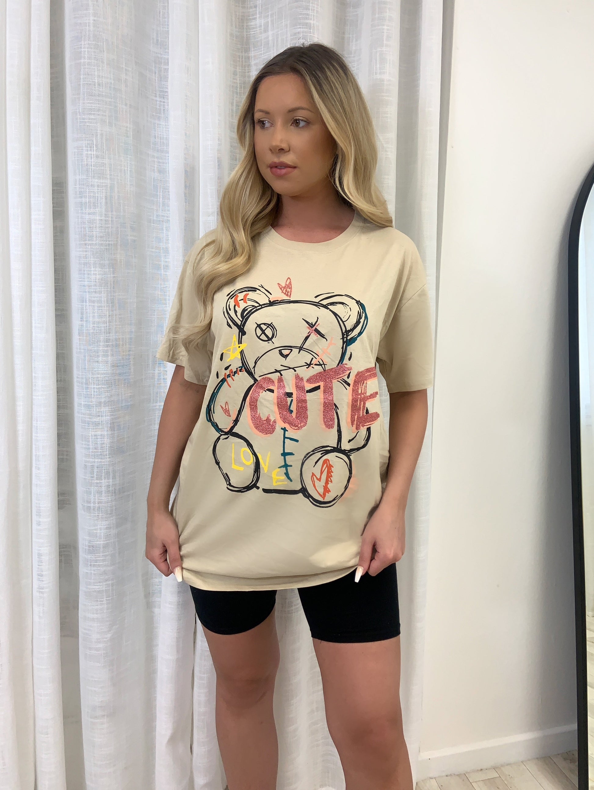CUTE Teddy Graphic T-SHIRT - Dressmedolly