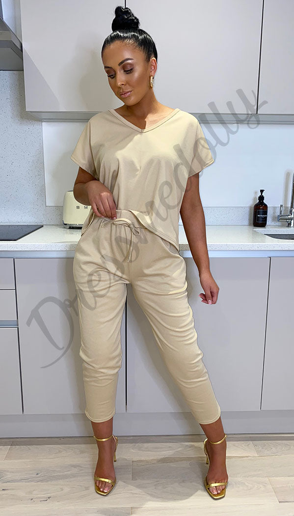 The V- Neck Short Sleeved Tracksuit - Dressmedolly