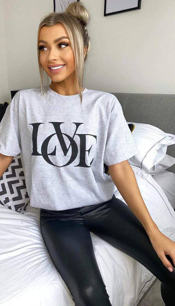 "LOVE" Short Sleeved T-shirt - Dressmedolly