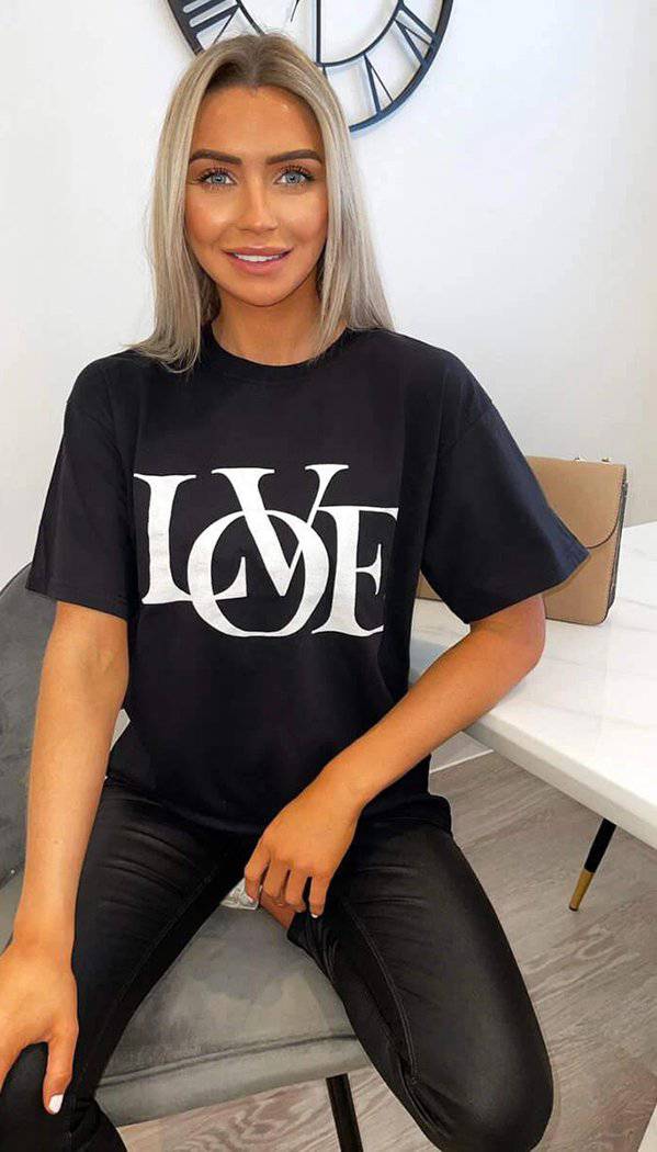 "LOVE" Short Sleeved T-shirt - Dressmedolly