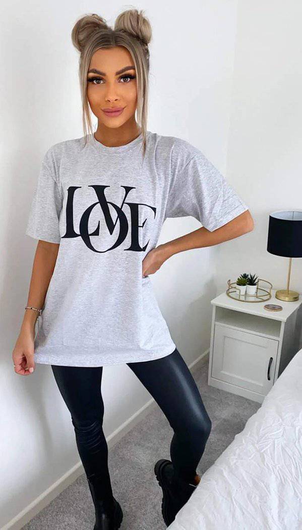 "LOVE" Short Sleeved T-shirt - Dressmedolly
