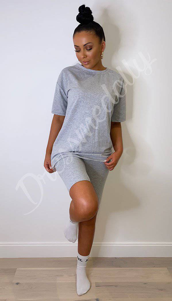 YeSaintWest Dip Hem T-Shirt Dress – Dressmedolly