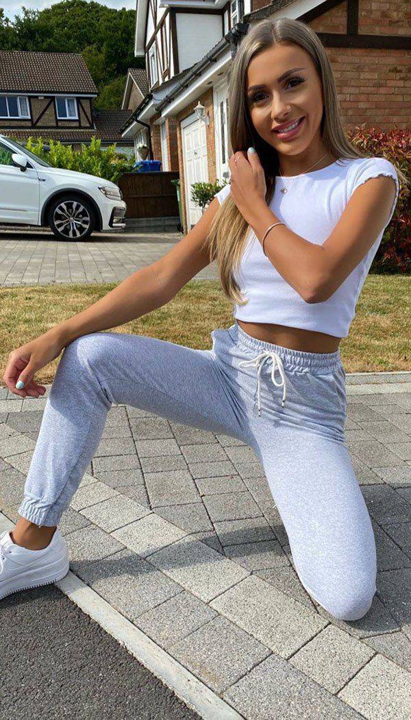 White String Cuffed Jogger - Dressmedolly