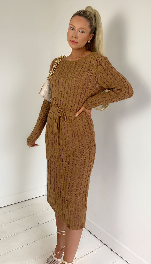 Long Sleeved Tied Pocket Knitted Midi Dress - Dressmedolly
