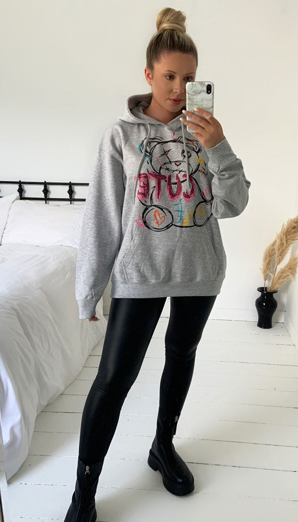 Oversized Graphic Teddy Hoodie - Dressmedolly